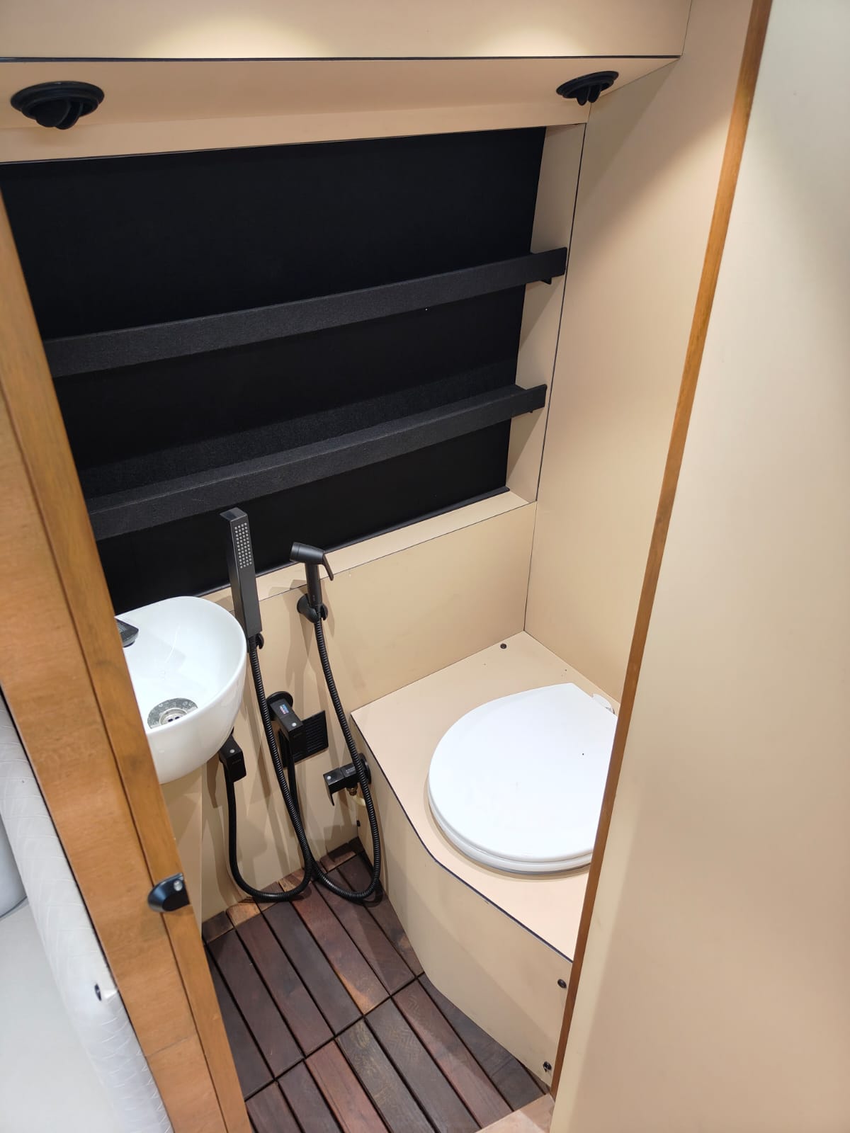 Washroom 4